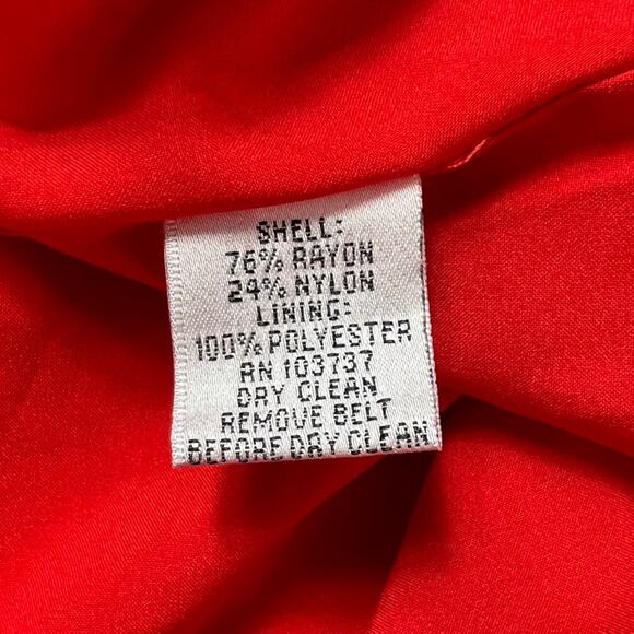 Donna Morgan Textured Trumpet Hem Sheath Dress Red Womens Size 6 - Picture 10 of 10